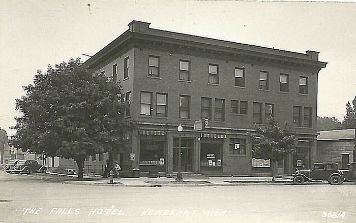 Falls Hotel (Newberry Hotel) - Old Photo